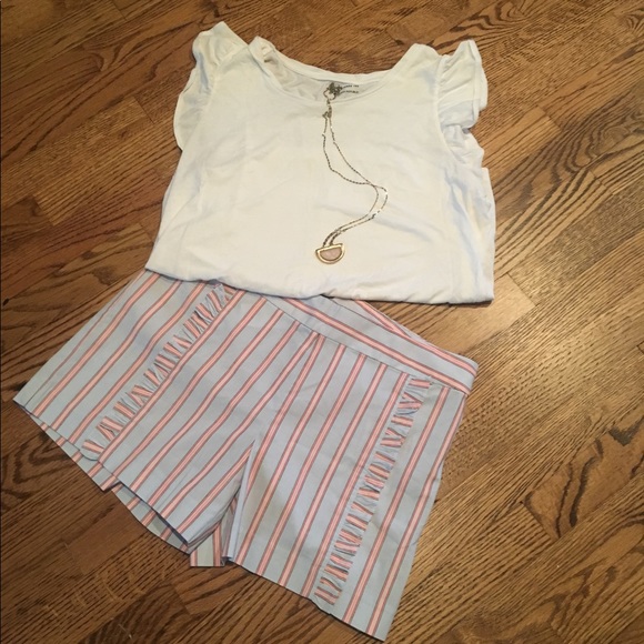 Ruffle Shorts. NEW WITH TAG. NEVER WORN - Picture 5 of 5